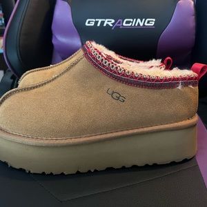 Ugg Tasman platform 8 - dupe